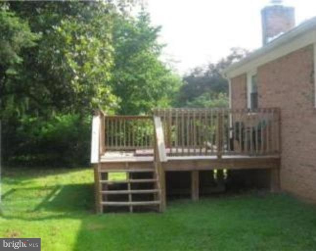 45 Truslow Road Fredericksburg, VA 22405 - Photo 3 of 5 Deck