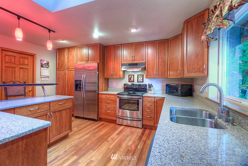 3966 Northeast Rova Road Poulsbo, WA 98370 - Photo 7 of 22 Gallery Image 7
