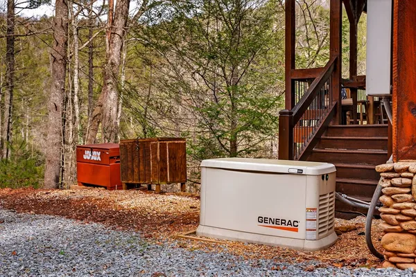 $849,000 | 40 Adelaide Trail, Blue Ridge, GA 30513