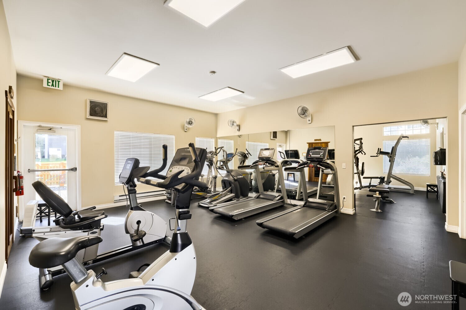 11913 Northeast 163rd Place, Unit 192 Bothell, WA 98011 - Photo 27 of 33