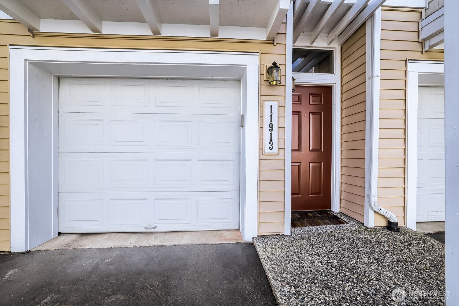 11913 Northeast 163rd Place, Unit 192 Bothell, WA 98011 - Photo 4 of 33