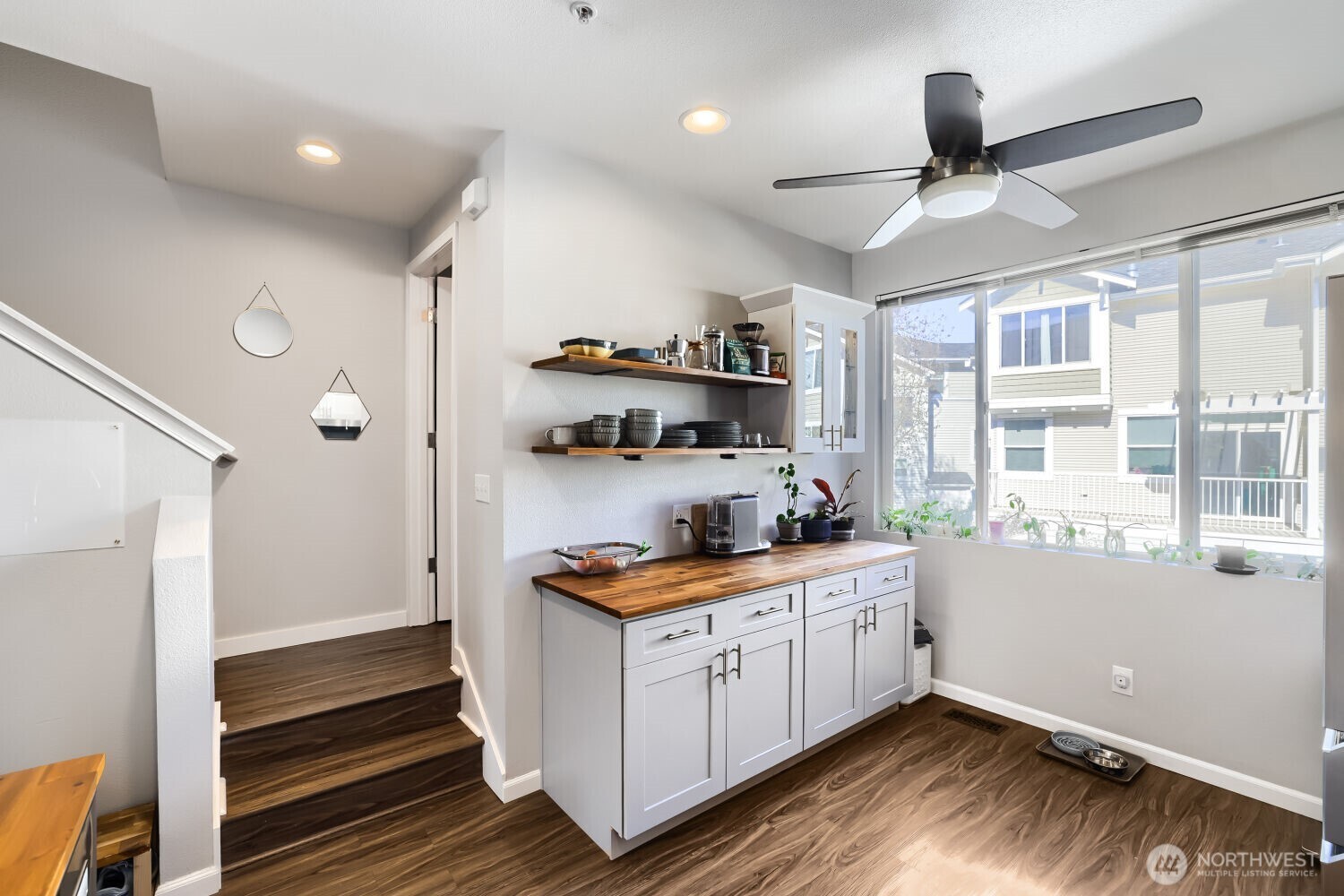 11913 Northeast 163rd Place, Unit 192 Bothell, WA 98011 - Photo 9 of 33