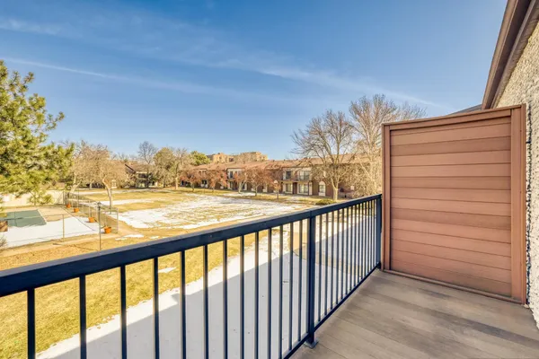 $129,900 | 7340 York Avenue South, Unit 208, Edina, MN 55435