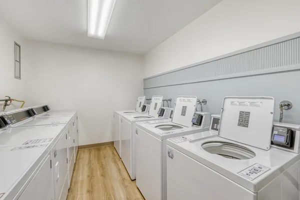 $129,900 | 7340 York Avenue South, Unit 208, Edina, MN 55435