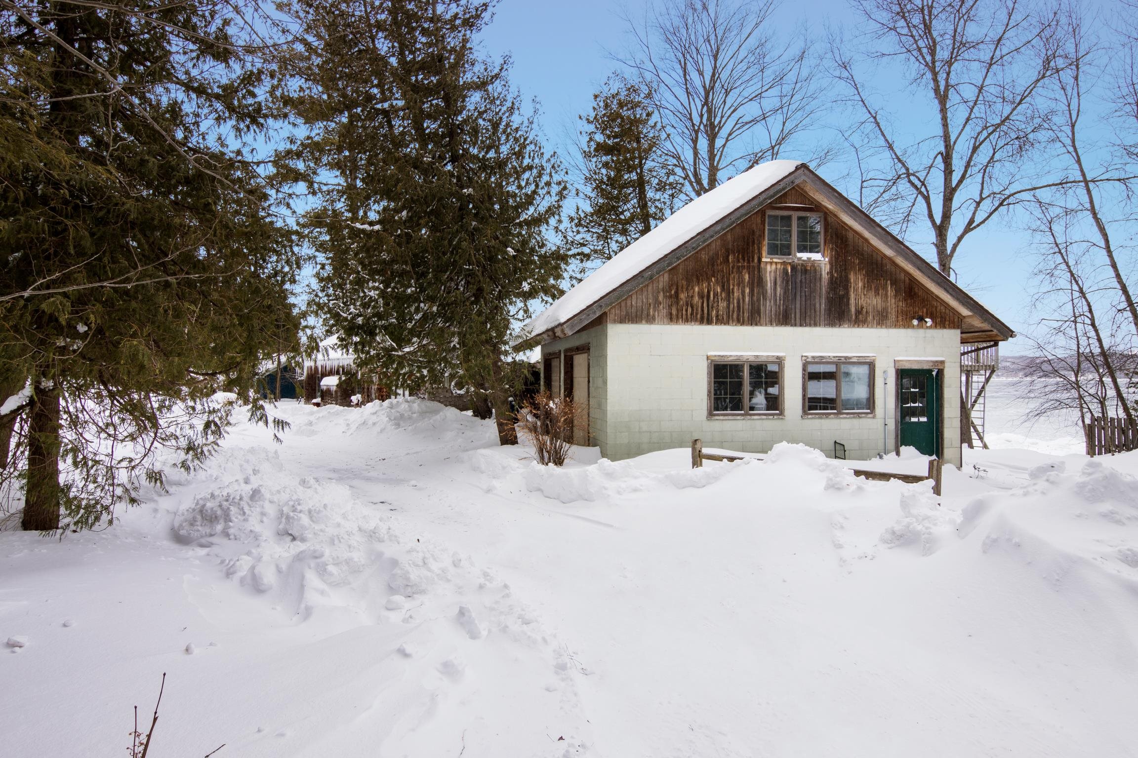 10 South Stony Point Road Suttons Bay, MI 49682 - Photo 44 of 58