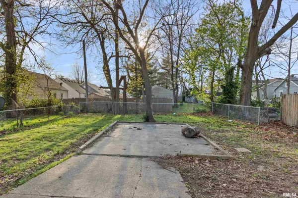 $99,900 | 2811 North Wisconsin Avenue, Peoria, IL 61603