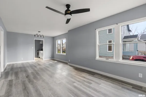 $99,900 | 2811 North Wisconsin Avenue, Peoria, IL 61603