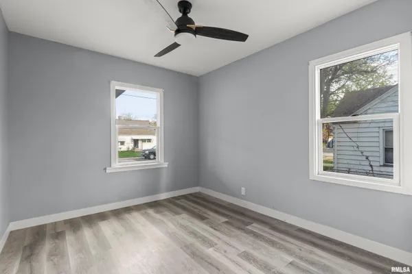 $99,900 | 2811 North Wisconsin Avenue, Peoria, IL 61603