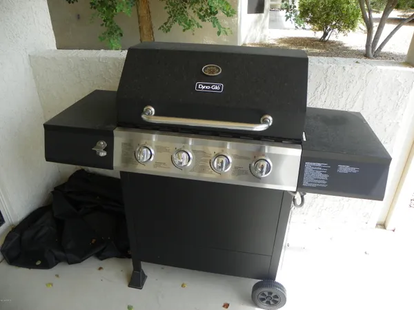 $3,000 | 15913 West Clearwater Way, Surprise, AZ 85374