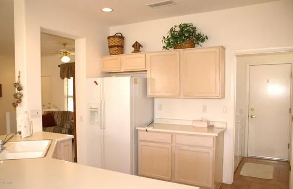 $3,000 | 15913 West Clearwater Way, Surprise, AZ 85374