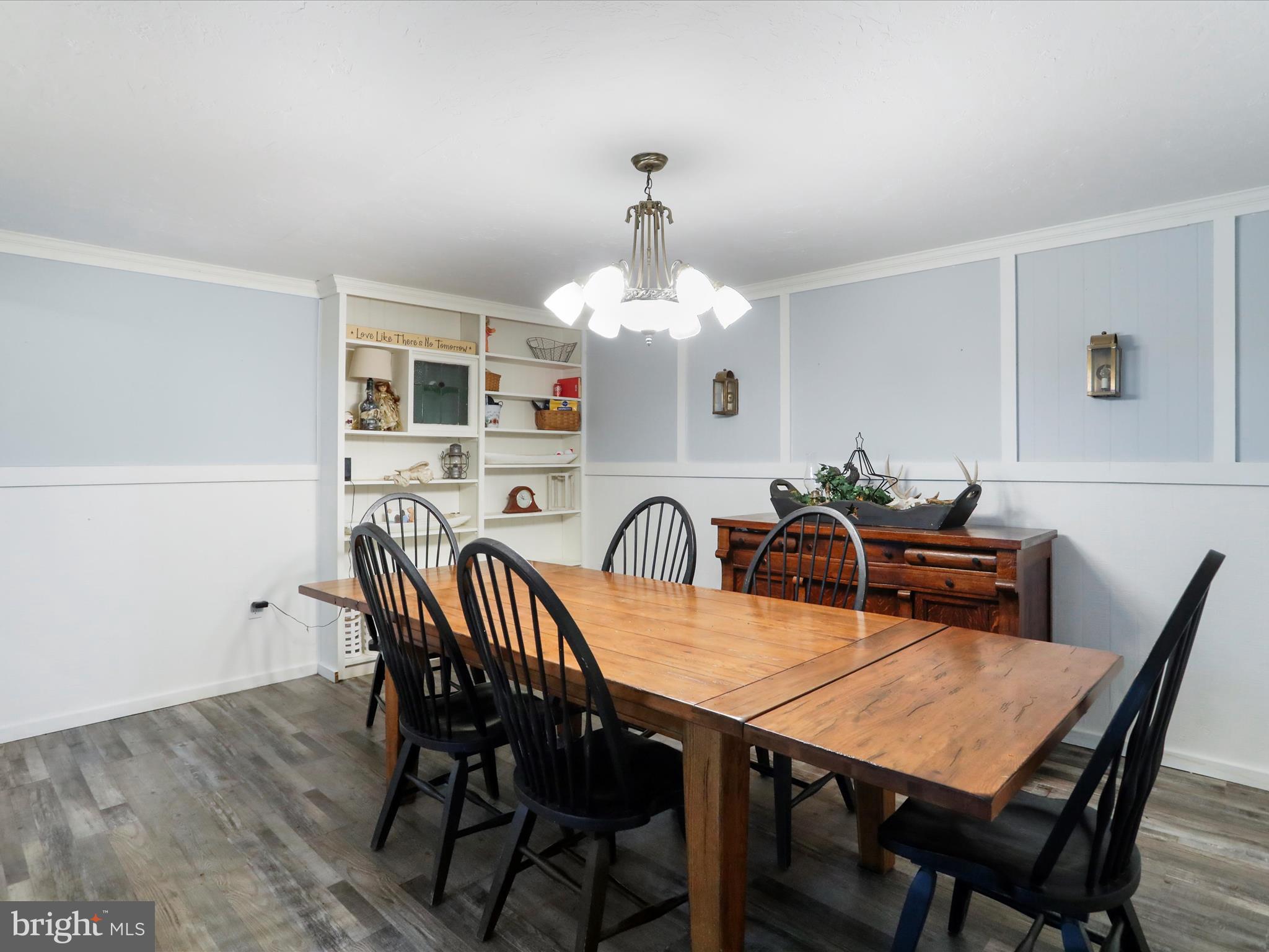 13219 Gruber Road Clear Spring, MD 21722 - Photo 9 of 55 Main level dining area