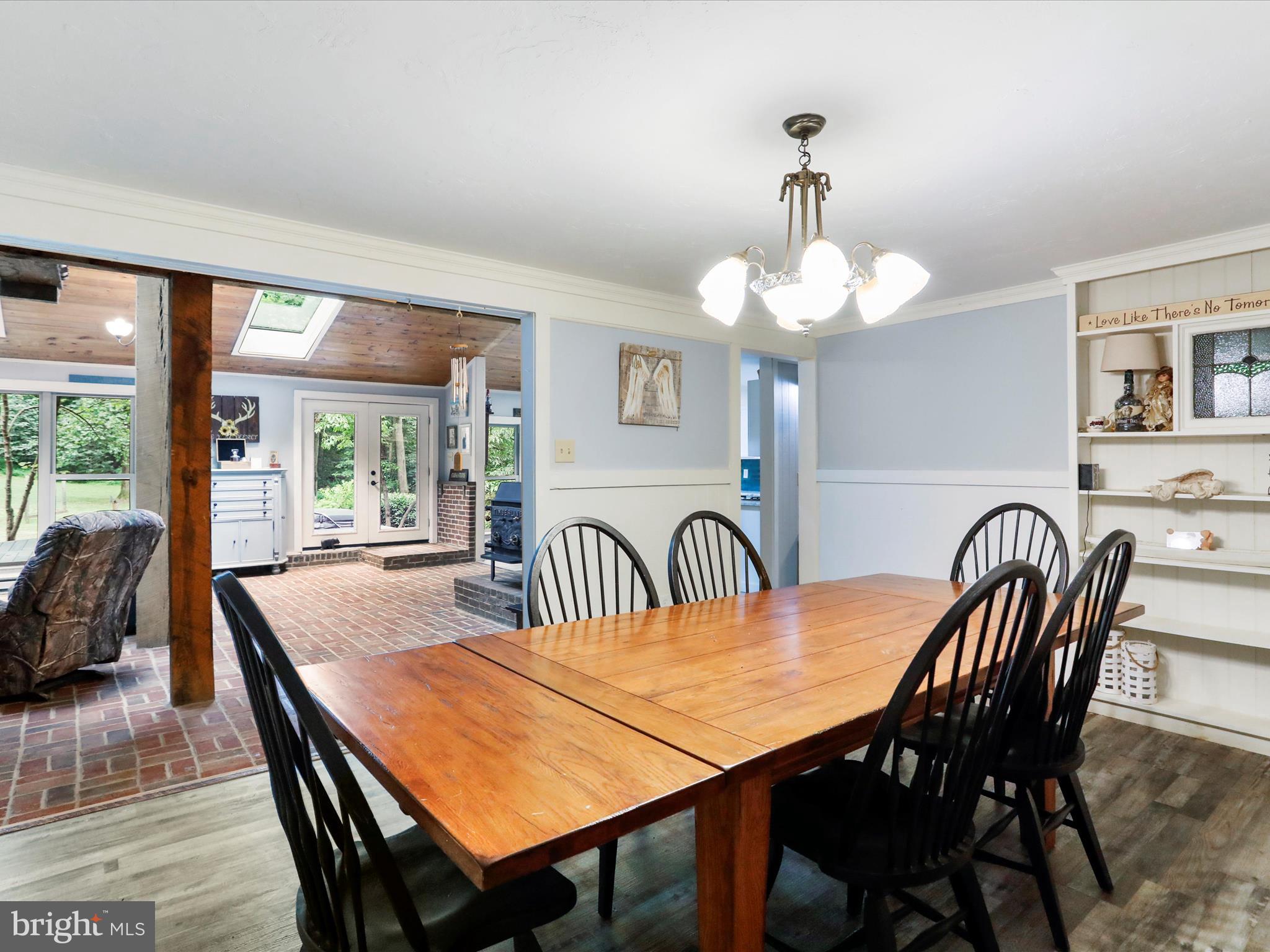 13219 Gruber Road Clear Spring, MD 21722 - Photo 10 of 55 Semi open dining/ family room