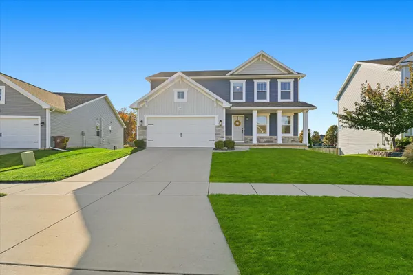 $399,999 | 3572 Amber Oaks Drive, Howell, MI 48855
