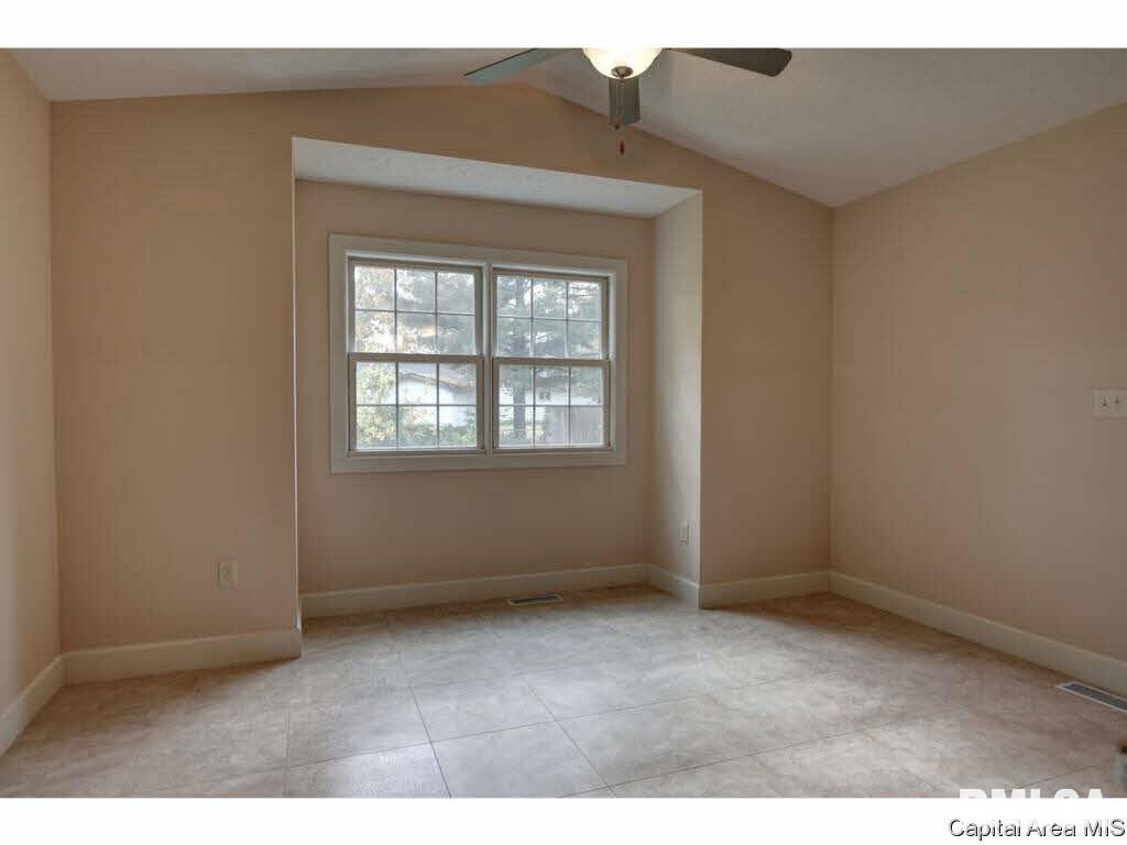 14 Red Fox Court Springfield, IL 62712 - Photo 12 of 36