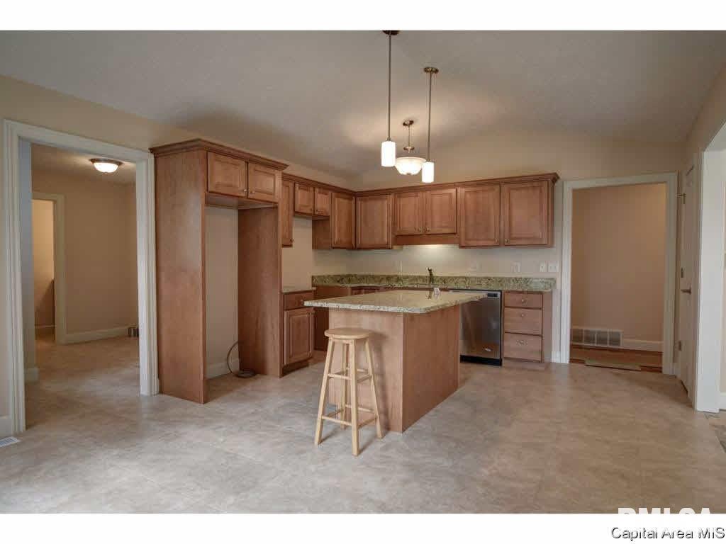 14 Red Fox Court Springfield, IL 62712 - Photo 10 of 36