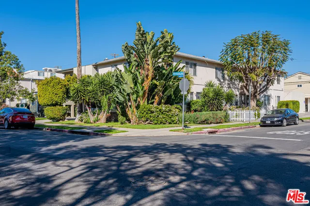 $2,900 | 11825 Iowa Avenue, Unit 6, Los Angeles, CA 90025