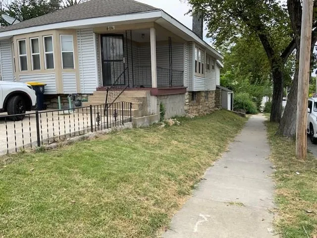 $130,000 | 819 Monroe Avenue, Kansas City, MO 64124