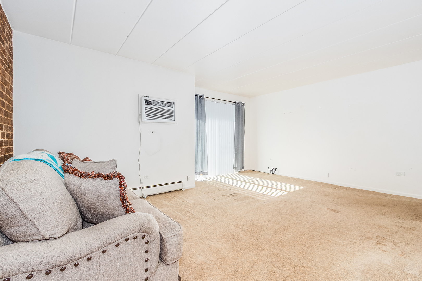 154 East Bailey Road, Unit D Naperville, IL 60565 - Photo 5 of 15