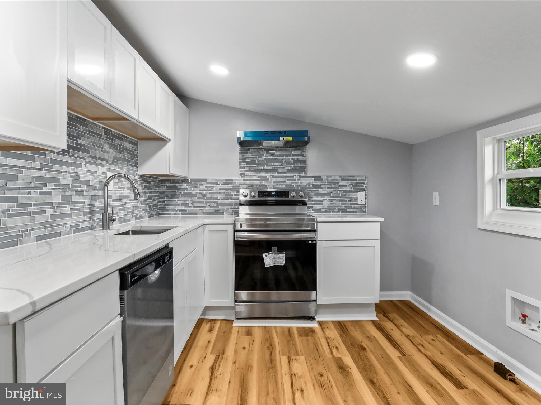 66 West Strasburg Road Front Royal, VA 22630 - Photo 7 of 35 Kitchen