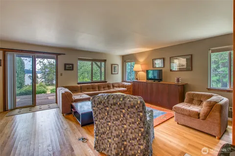 $2,200,000 | 3388 Deer Harbor Road, Orcas Island, WA 98243