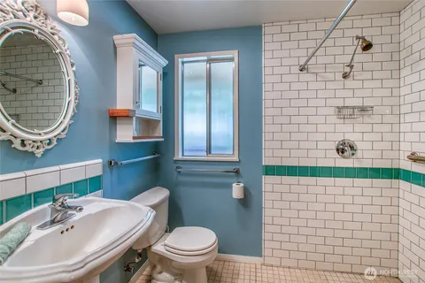 $2,200,000 | 3388 Deer Harbor Road, Orcas Island, WA 98243