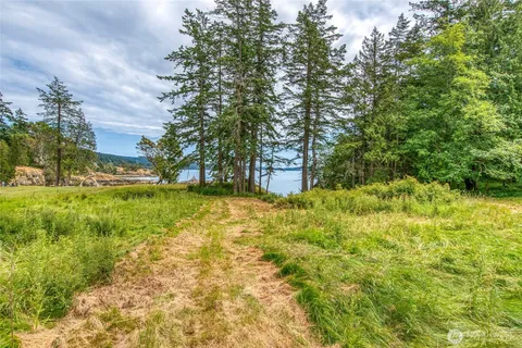 $2,200,000 | 3388 Deer Harbor Road, Orcas Island, WA 98243