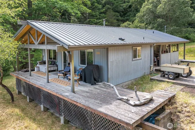 $2,200,000 | 3388 Deer Harbor Road, Orcas Island, WA 98243