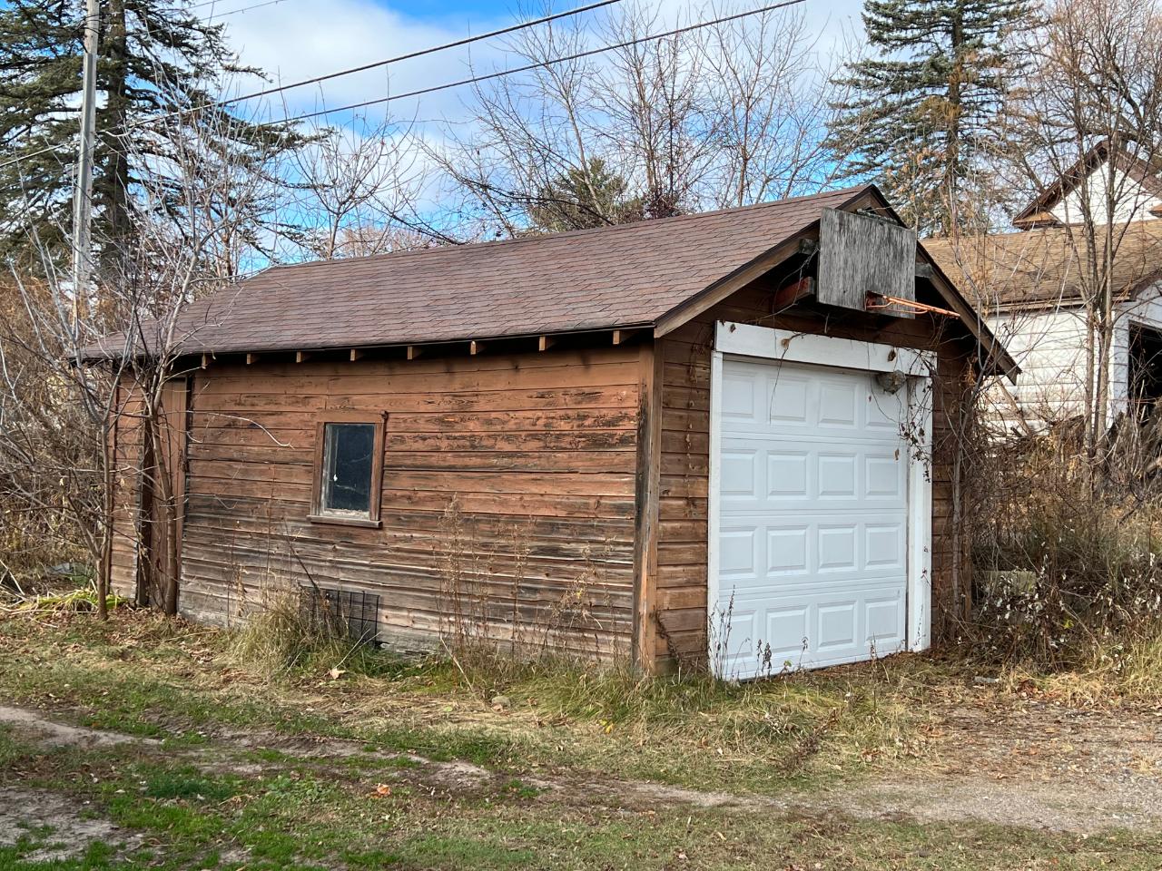 1035 North Stevens Street Rhinelander, WI 54501 - Photo 5 of 13 Gallery Image 5