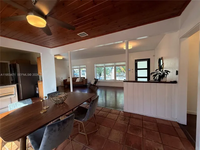 $5,100 | 2728 Kirk Street, Miami, FL 33133