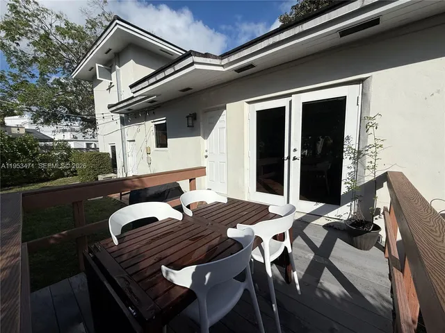 $5,100 | 2728 Kirk Street, Miami, FL 33133