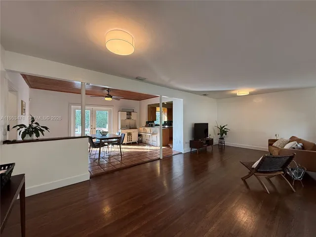 $5,100 | 2728 Kirk Street, Miami, FL 33133