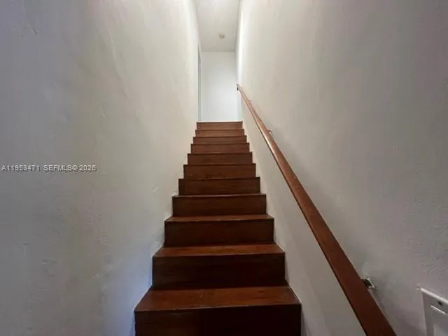 $5,100 | 2728 Kirk Street, Miami, FL 33133