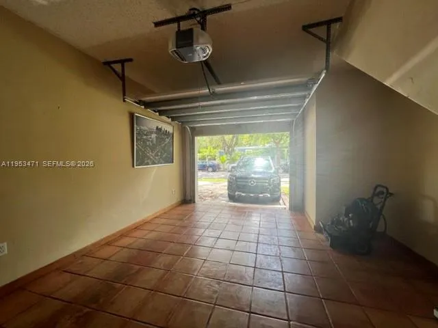 $5,100 | 2728 Kirk Street, Miami, FL 33133