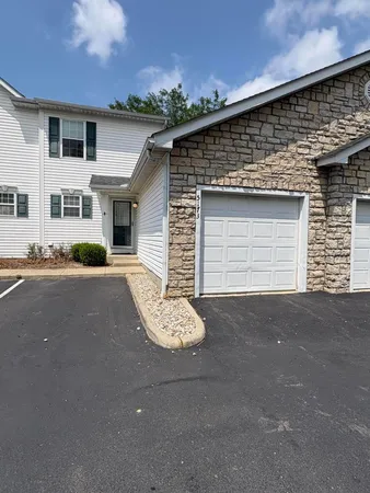 $209,900 | 5173 Aquila Drive, Unit 42D, Canal Winchester, OH 43110