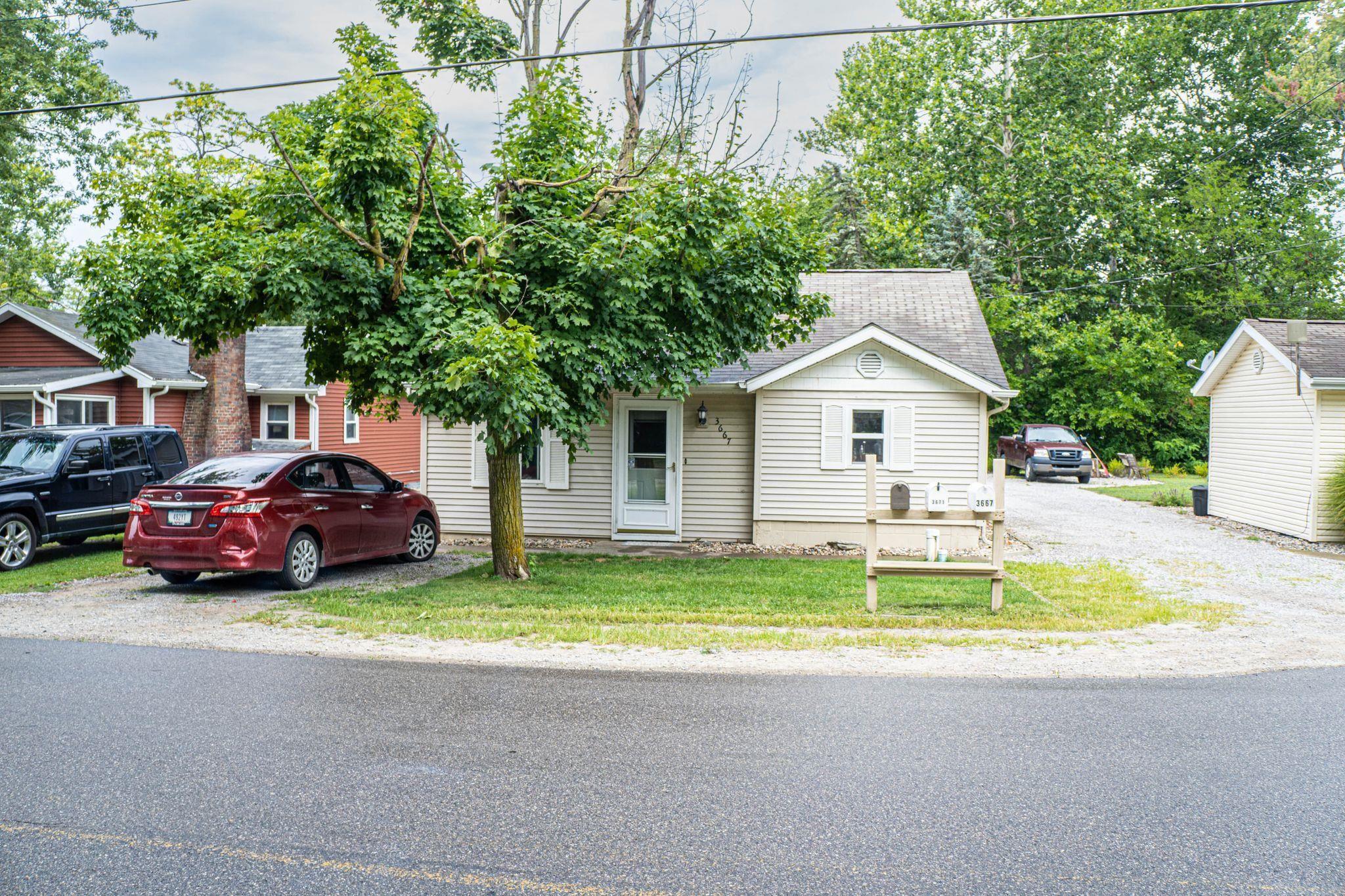 3665 North Barbee Road Warsaw, IN 46582 - Photo 1 of 28 Gallery Image 1