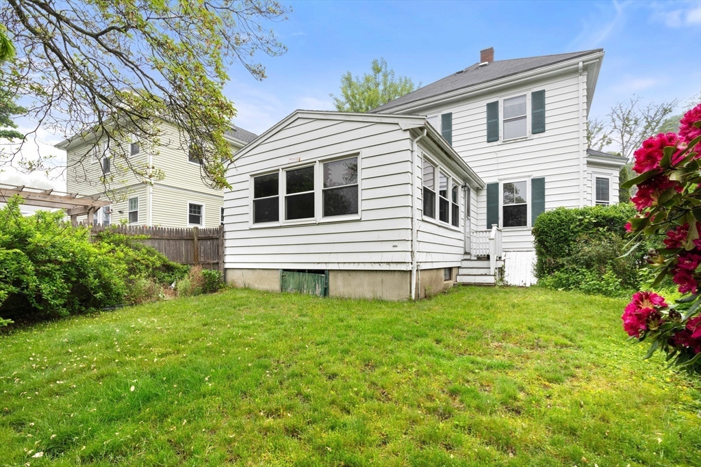 4 Prince Street Marblehead, MA 01945 - Photo 27 of 27 a house view with a garden space