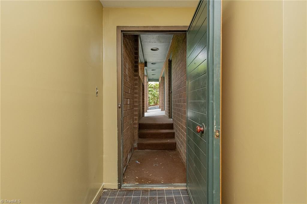 1032 Rockford Road High Point, NC 27262 - Photo 39 of 50 Gallery Image 39