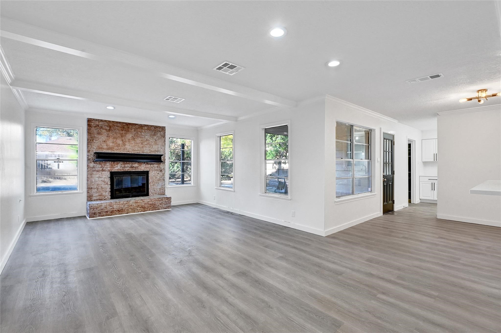 7910 Oak Moss Drive Spring, TX 77379 - Photo 6 of 34