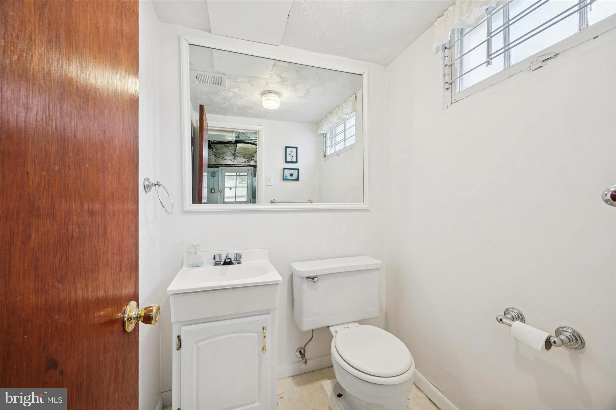 713 Scott Lane Wallingford, PA 19086 - Photo 29 of 34 Lower Level Half Bath
