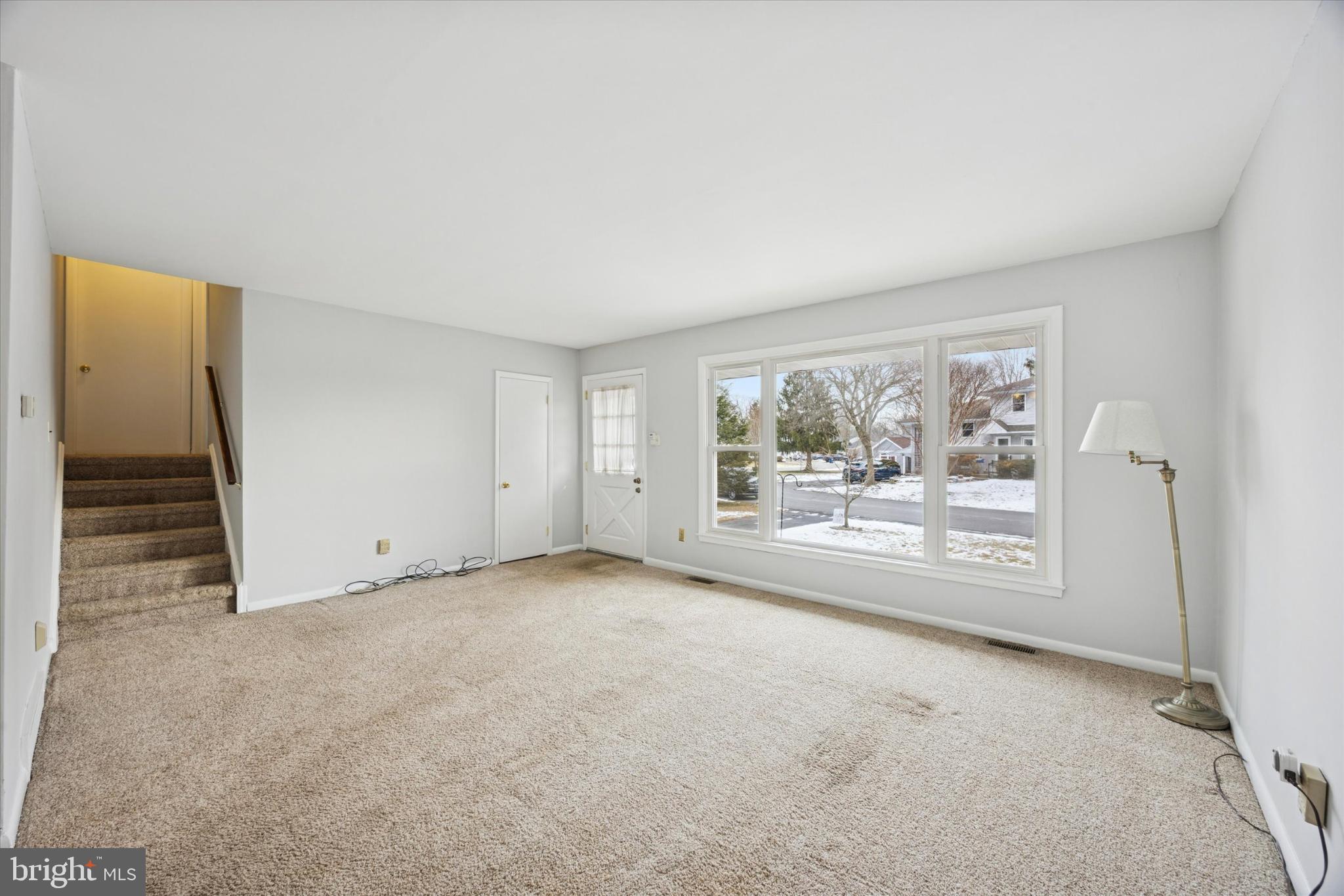 713 Scott Lane Wallingford, PA 19086 - Photo 4 of 34 Living room with large picture window