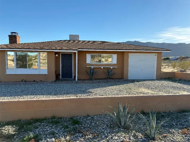 $274,999 | 73633 Civic Center Drive, Twentynine Palms, CA 92277