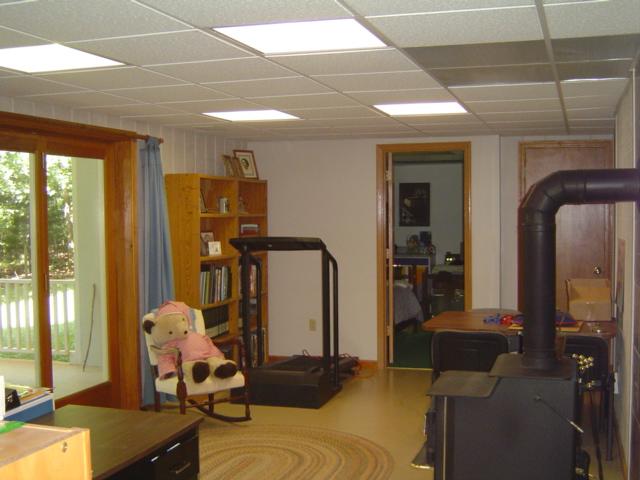 288 Cardinal Ridge Drive Rocky Mount, VA 24151 - Photo 10 of 14 Family Room