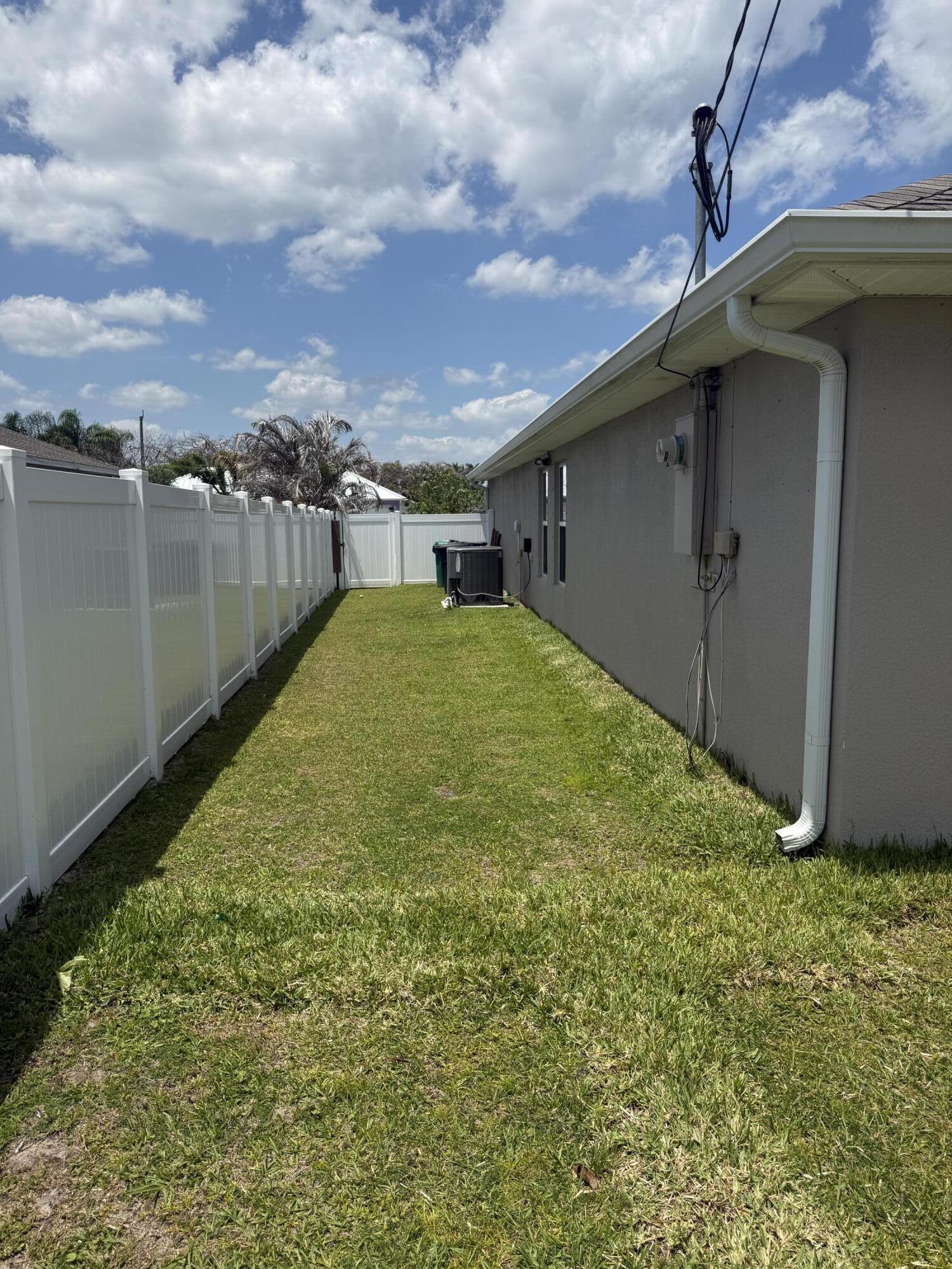 2225 Southeast Merrill Road Port St. Lucie, FL 34952 - Photo 3 of 18 IMG_5072