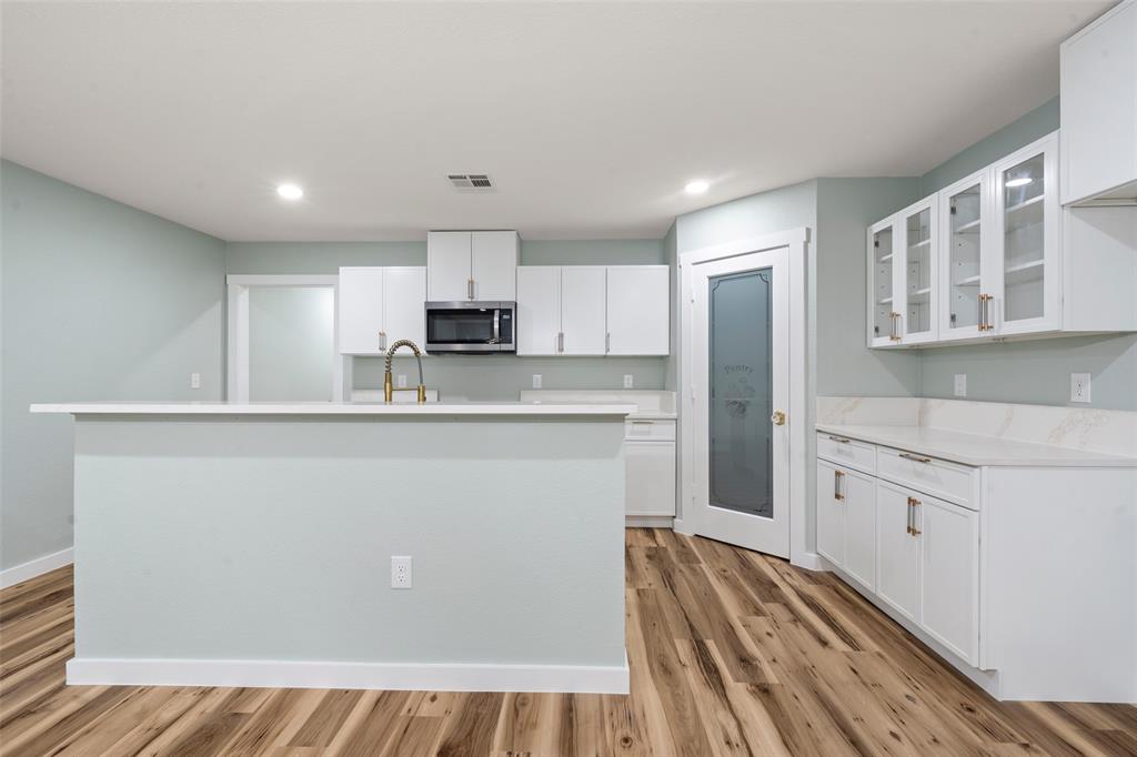 3542 Live Oak Avenue Waco, TX 76708 - Photo 8 of 19