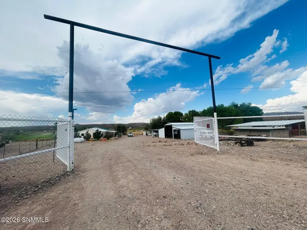 $345,000 | 143 Las Palomas Cyn Road, Williamsburg, NM 87942