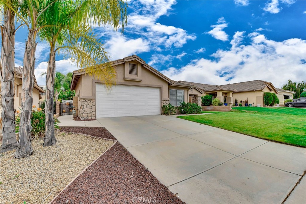 36864 Pomerol Loop Winchester, CA 92596 - Photo 3 of 32