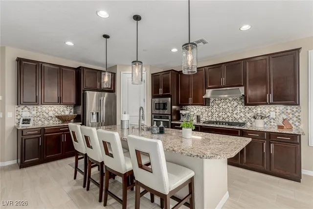 $739,900 | 137 Outcrop Ridge Avenue, Henderson, NV 89002