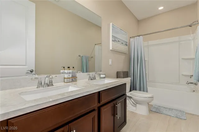 $739,900 | 137 Outcrop Ridge Avenue, Henderson, NV 89002