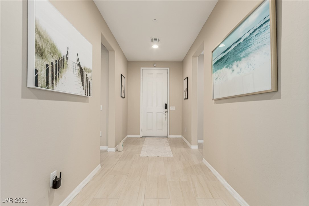 137 Outcrop Ridge Avenue Henderson, NV 89002 - Photo 8 of 41