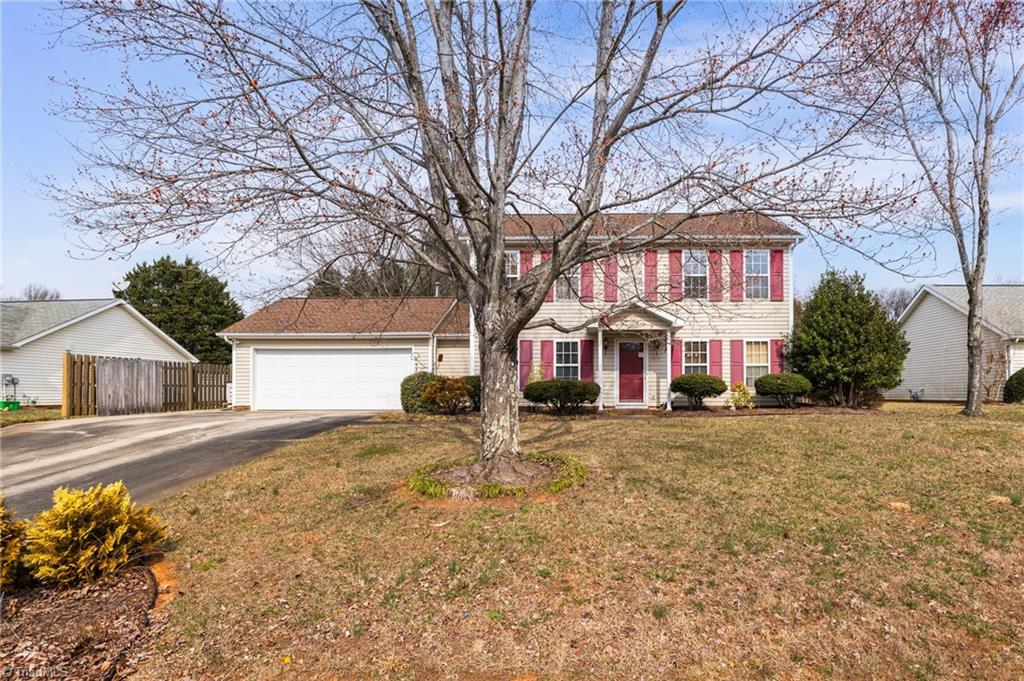 111 Stapleton Way High Point, NC 27265 - Photo 3 of 31 Gallery Image 3